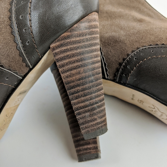 Sundance Hampstead Brown Suede Booties | Women’s 9.5 | Slip-On Ankle Boots - Picture 6 of 14